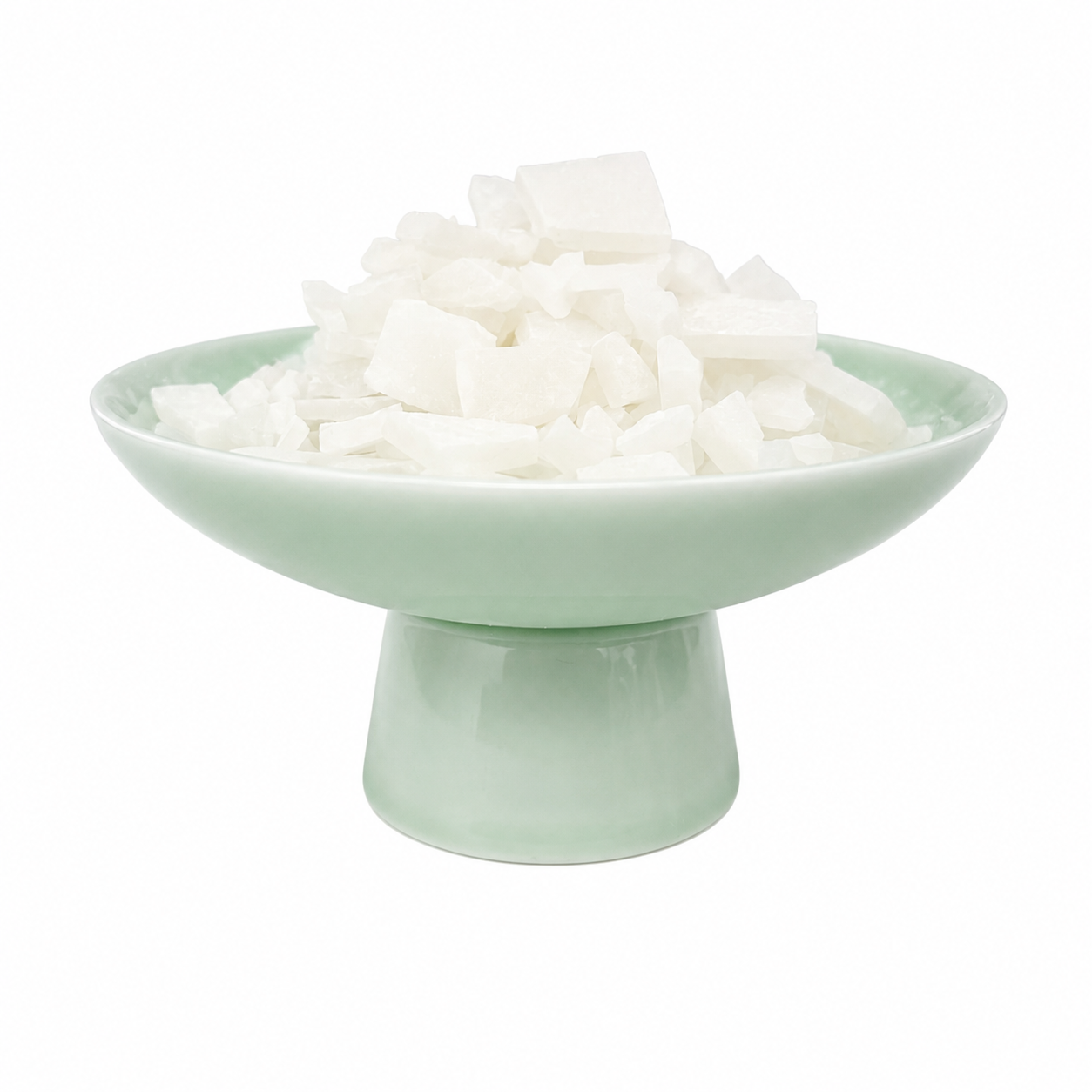 Flake iron-free aluminum sulfate